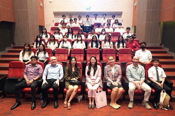 LCI Hosts Distinguished Talk on Visual Mastery and German Cultural Insights