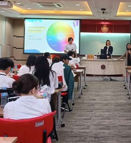 LCC Program Conducts Career Preparation Workshops for Fourth-Year Students